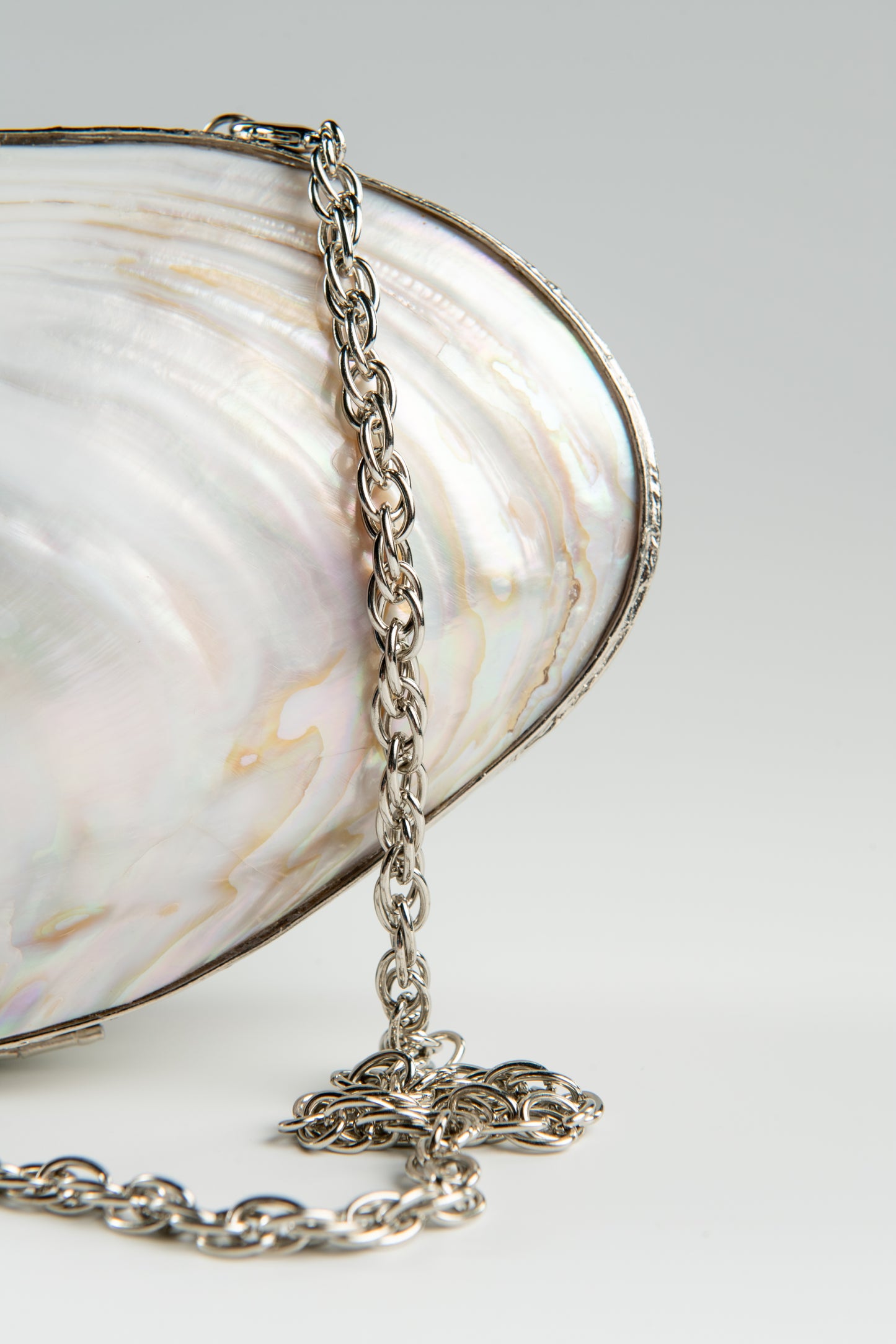 Clutch Mother of Shell Silver