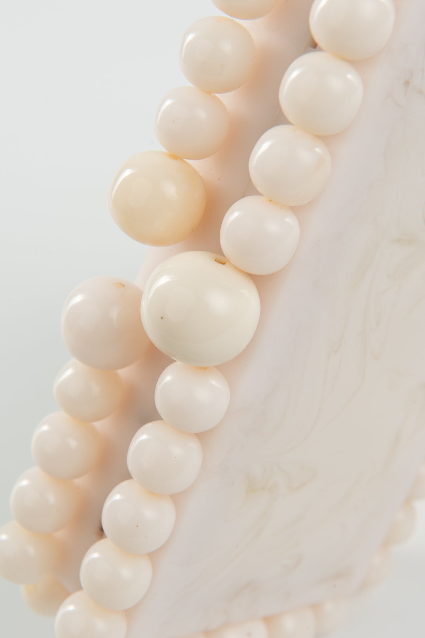 Clutch White Pearl
